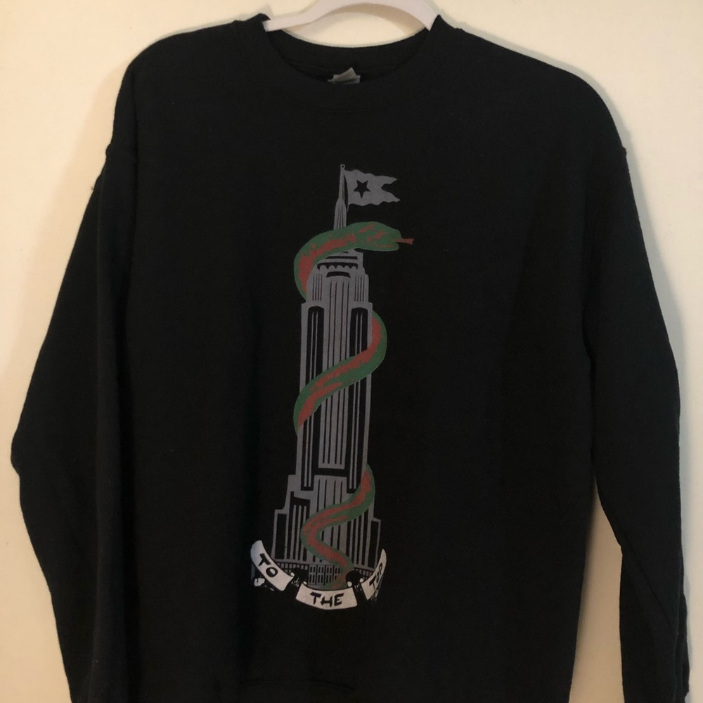 The Empire Snake Crewneck Sweatshirt in Black - M (Independent Trading Company)